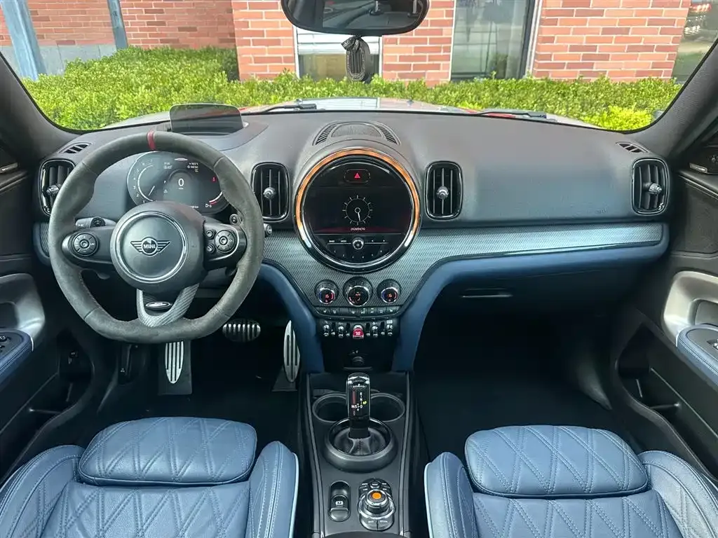 MINI Countryman JCW — фото 8