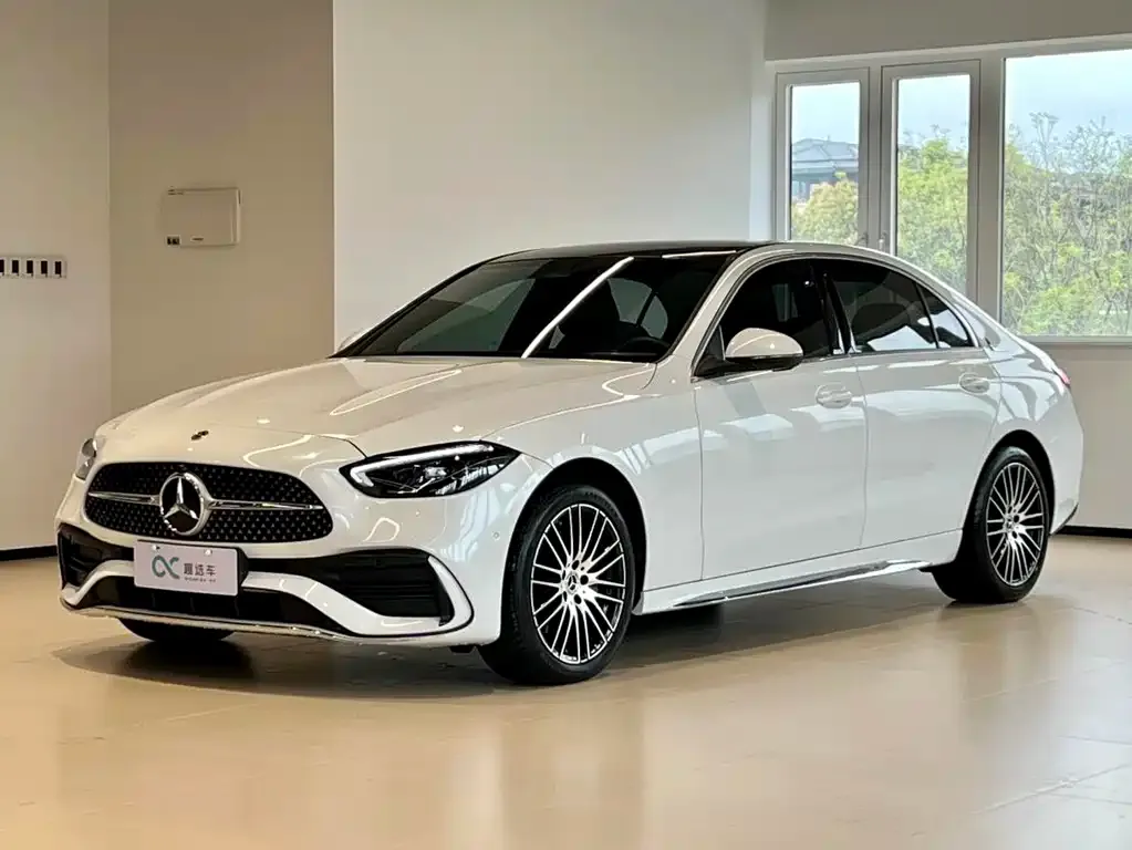 Mercedes-Benz C-Class — фото 1