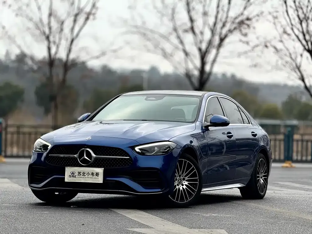 Mercedes-Benz C-Class — фото 1
