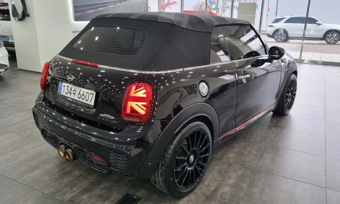 Mini Cooper Convertible — фото 3