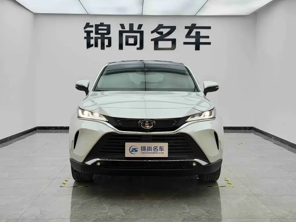 Toyota Harrier — фото 4