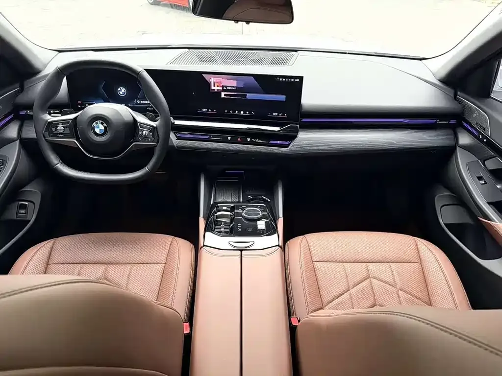 BMW 5 Series — фото 2