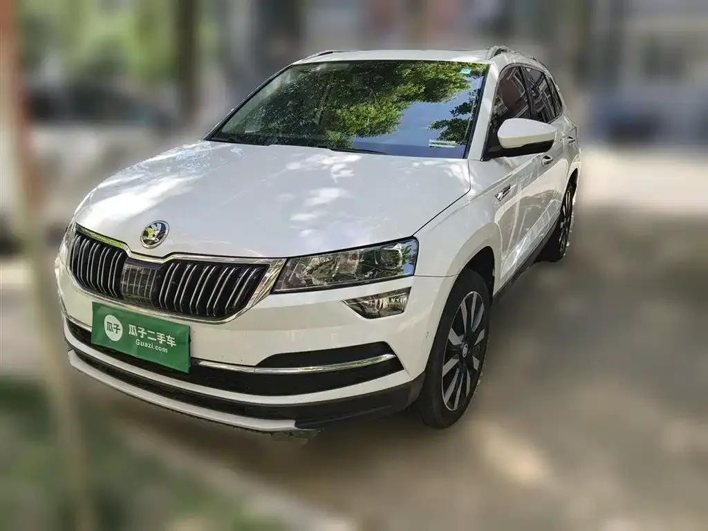 Skoda Karoq — фото 1