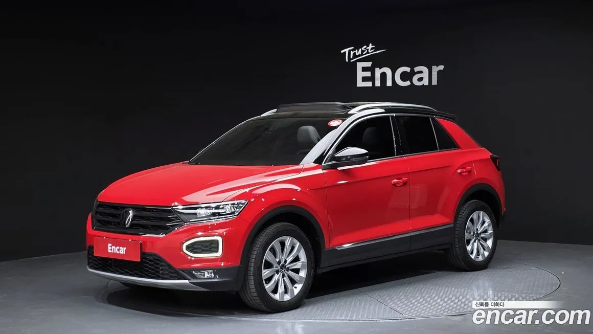 Volkswagen T-Roc — фото 1
