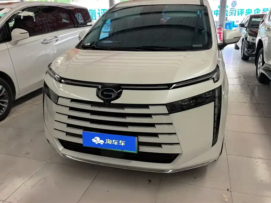 GAC Motor Trumpchi E8 — фото 4