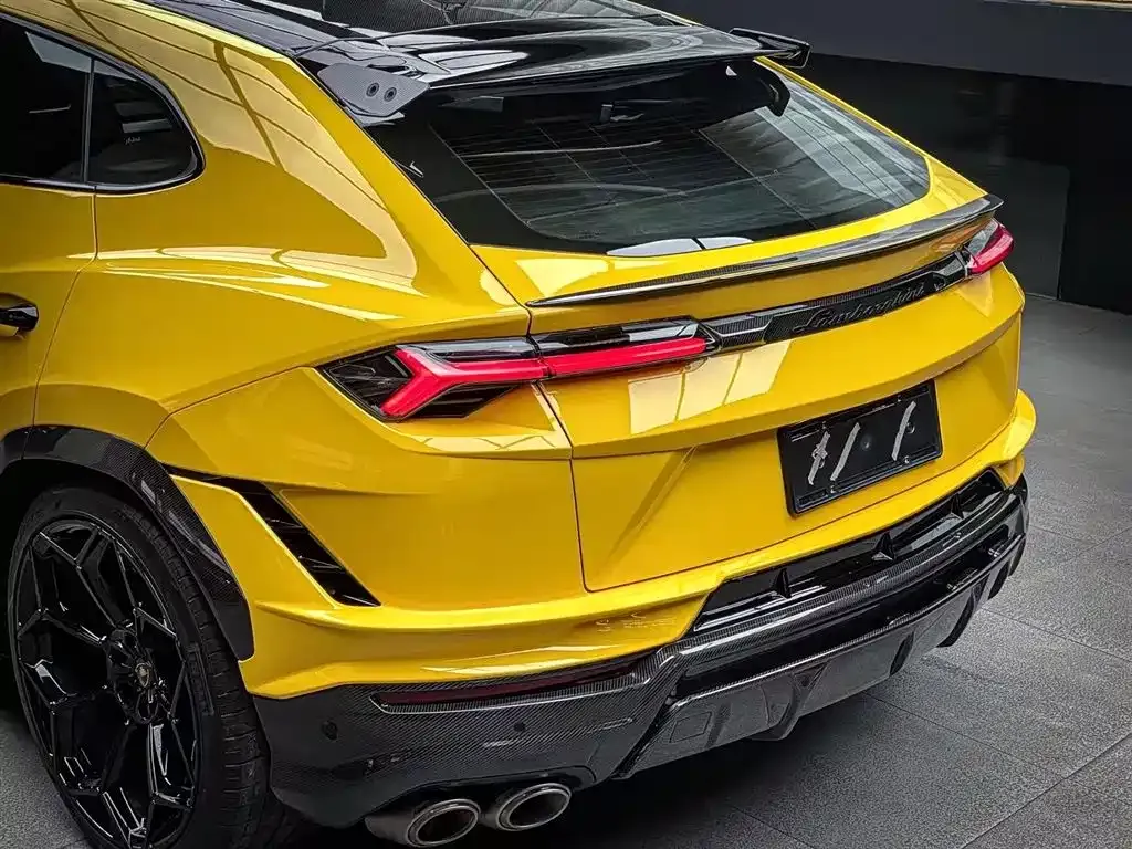 Lamborghini Urus — фото 7