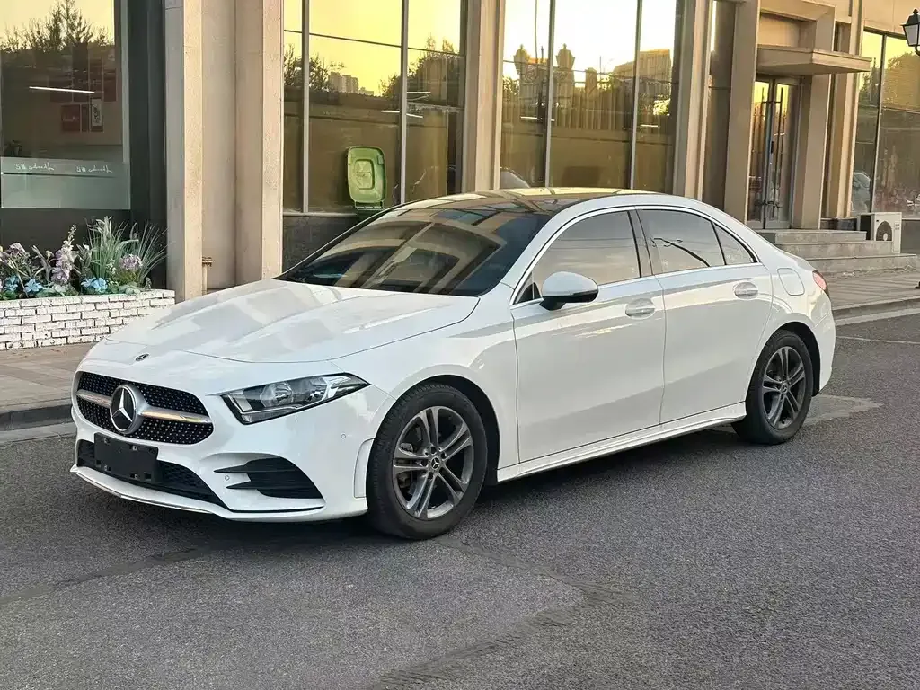 Mercedes-Benz A-Class — фото 1