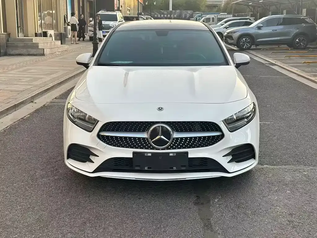 Mercedes-Benz A-Class — фото 4
