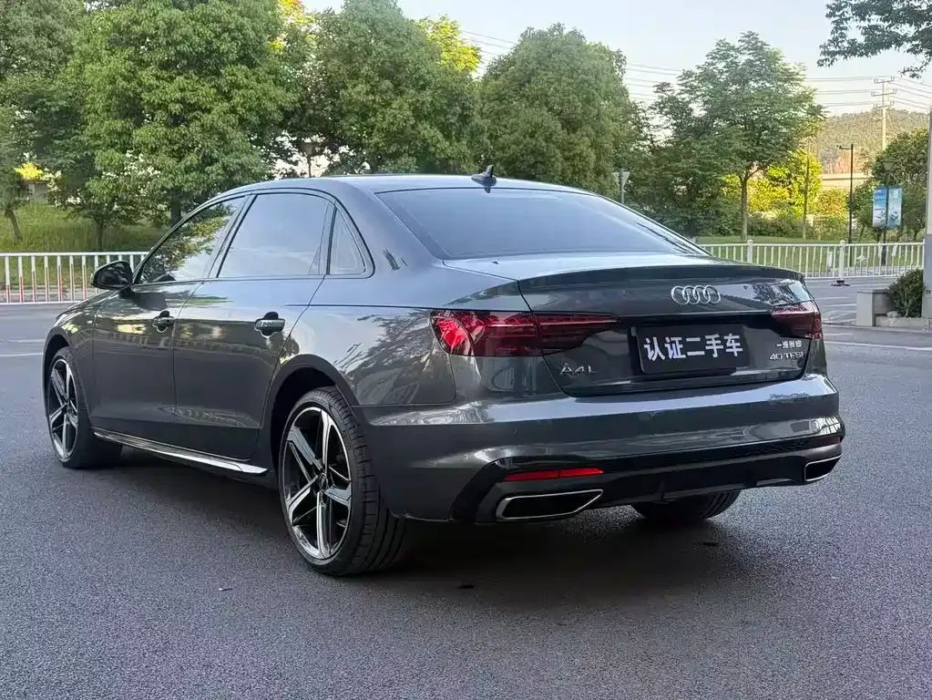 Audi A4L — фото 8