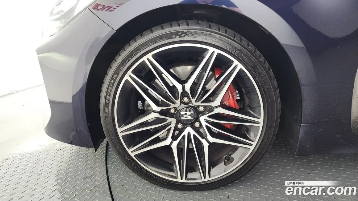 Kia Stinger — фото 10