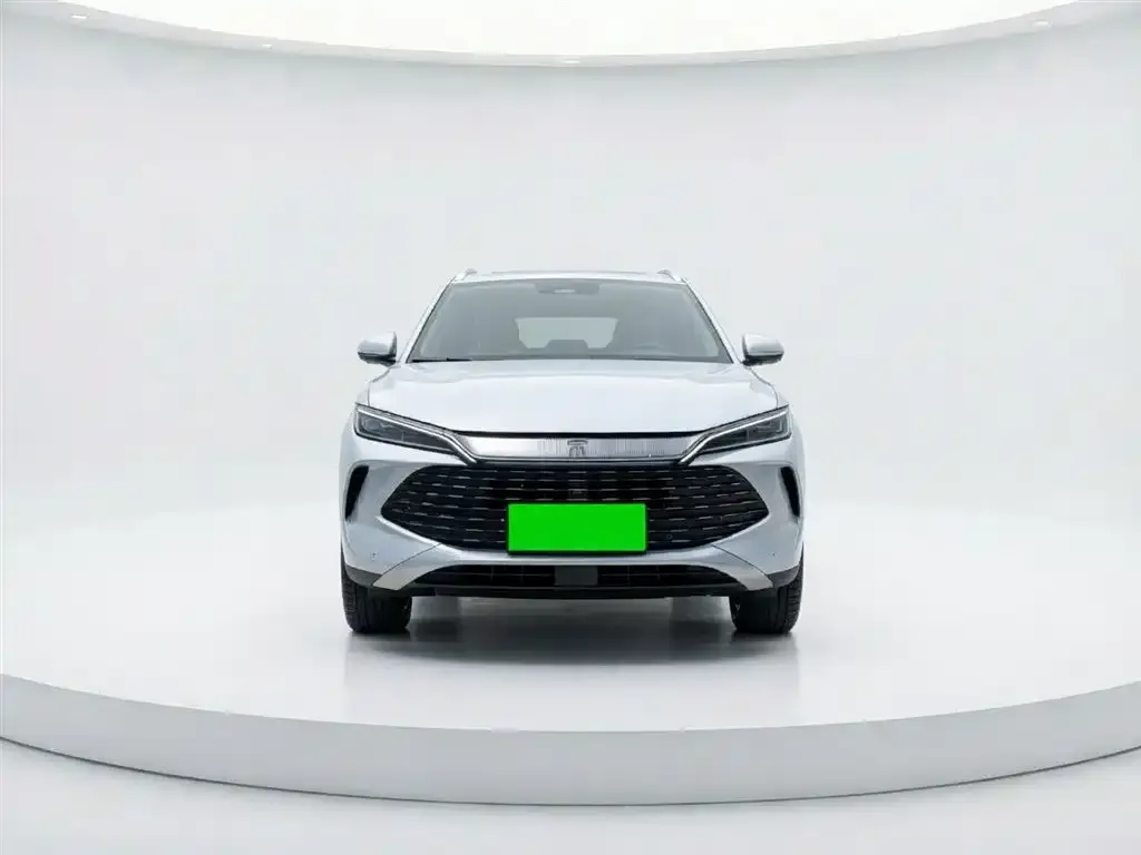 BYD L DM-i — фото 3