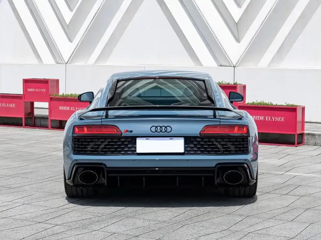 Audi R8 — фото 5