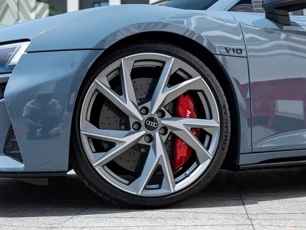 Audi R8 — фото 4