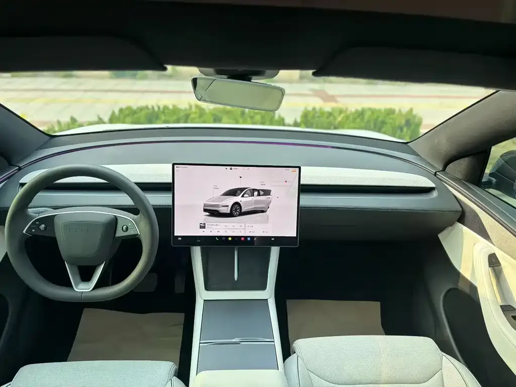 Tesla Model Y L — фото 2