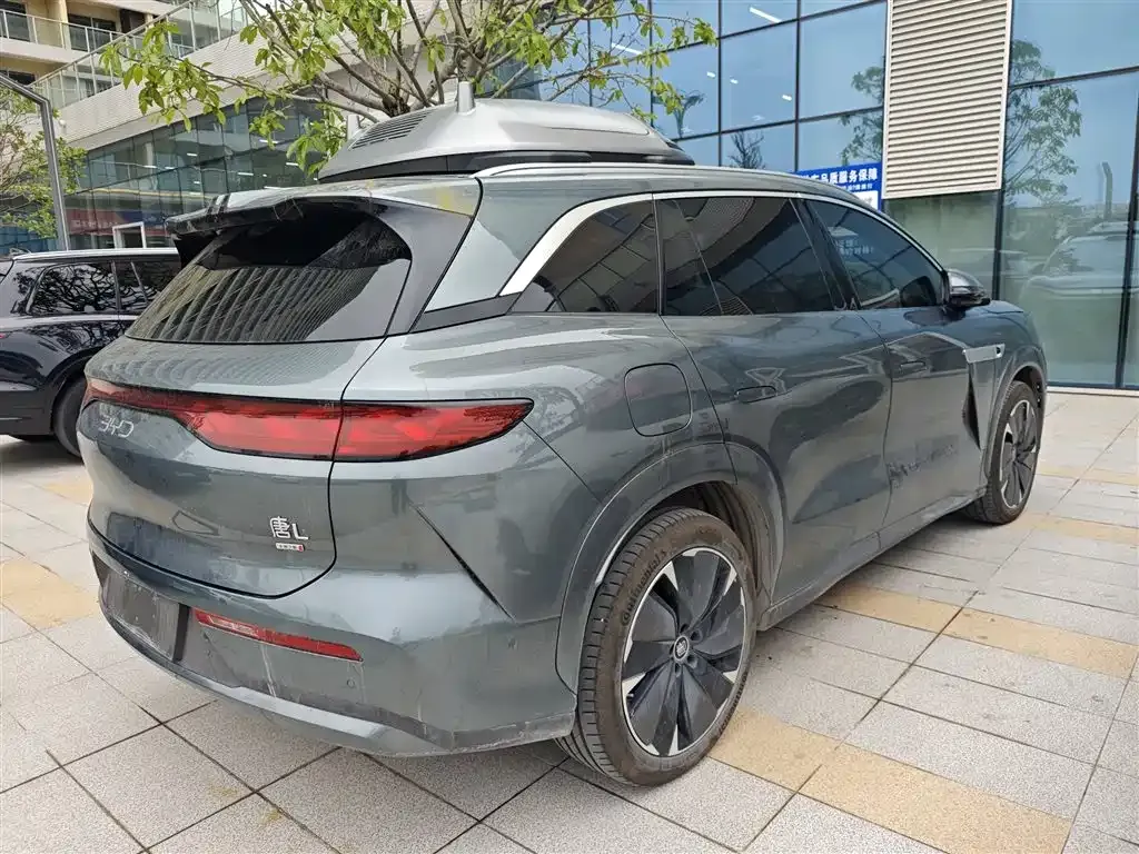 BYD Tang L — фото 10