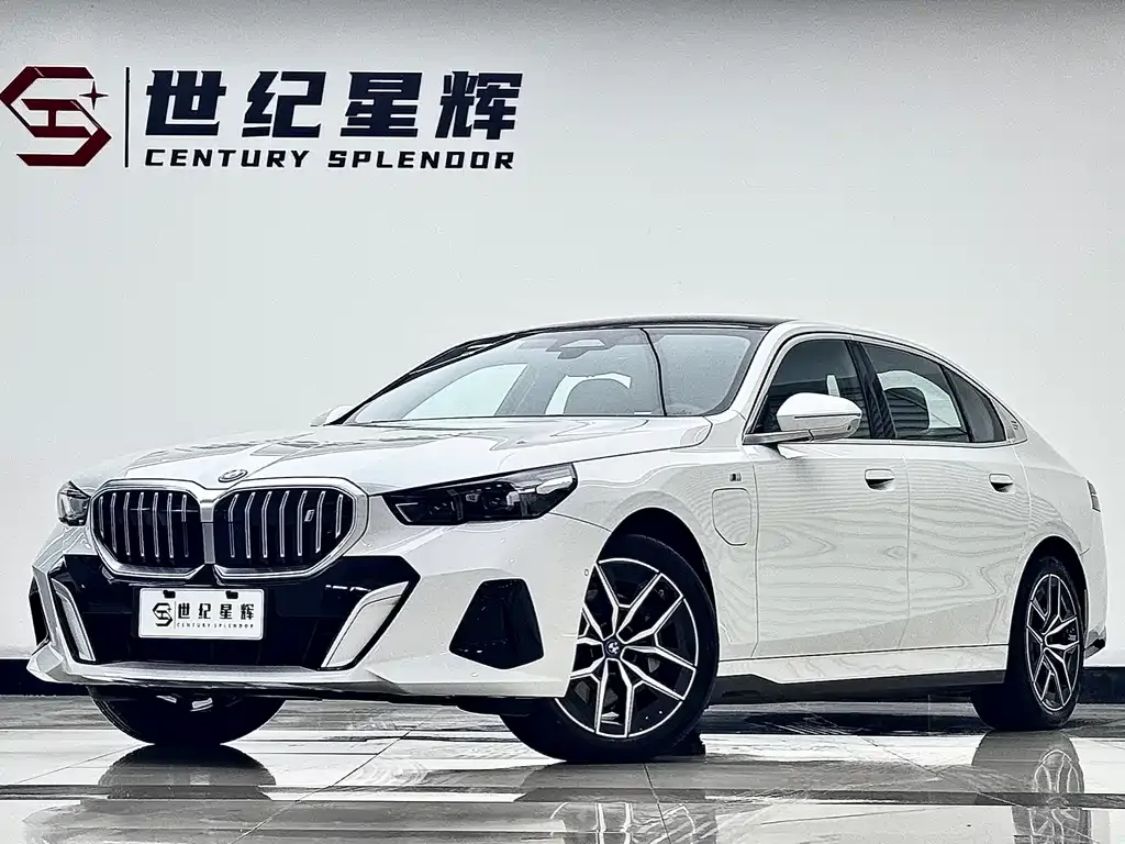 BMW i5 — фото 1