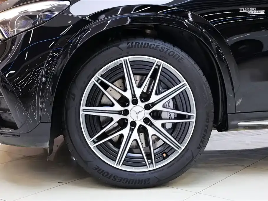 Mercedes-Benz GLC AMG — фото 9