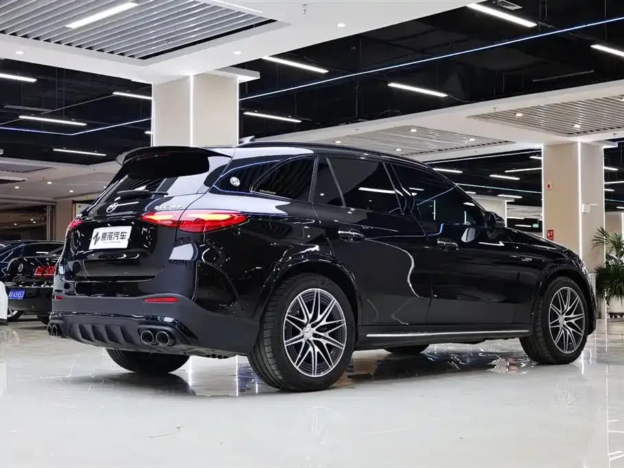 Mercedes-Benz GLC AMG — фото 10
