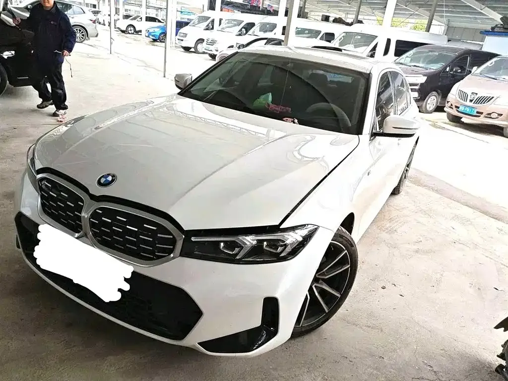 BMW 3 Series — фото 1