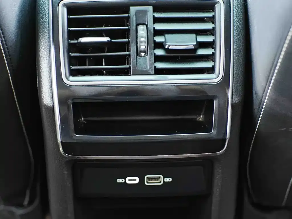 Skoda Superb — фото 6