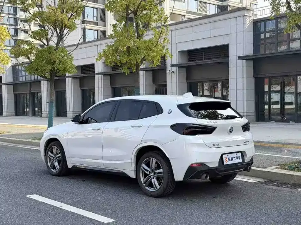 BMW X2 — фото 10