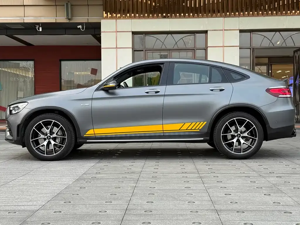Mercedes-Benz GLC Coupe AMG — фото 9