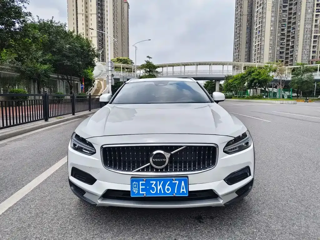 Volvo V90 — фото 6