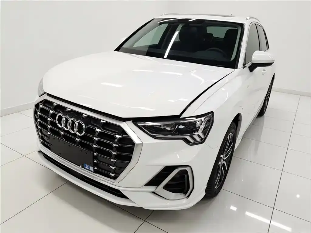 Audi Q3 — фото 5