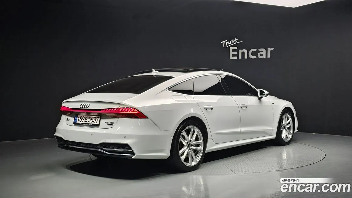 Audi A7 — фото 2