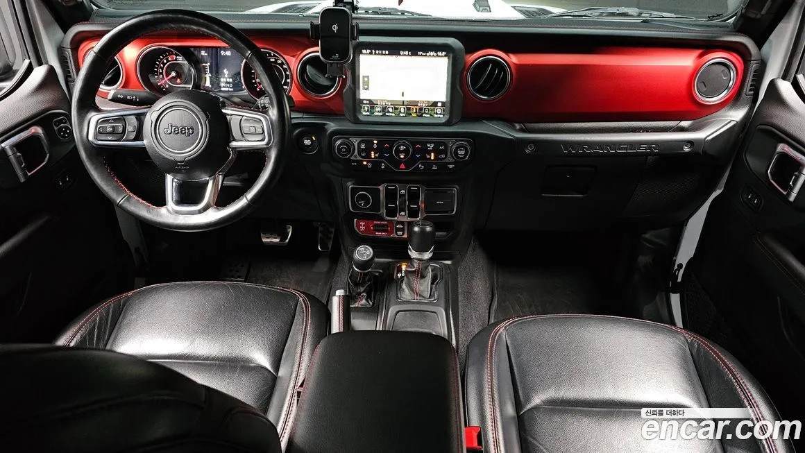 Jeep Wrangler — фото 9