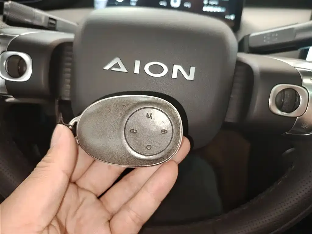 Aion UT — фото 2