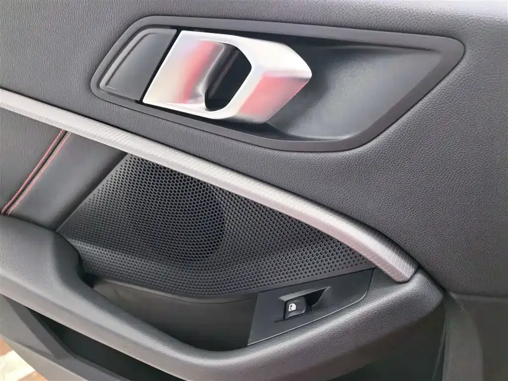 BMW 2 Series (Import) — фото 2