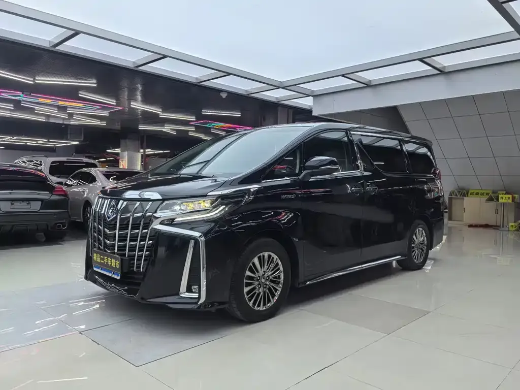 Toyota Vellfire — фото 7