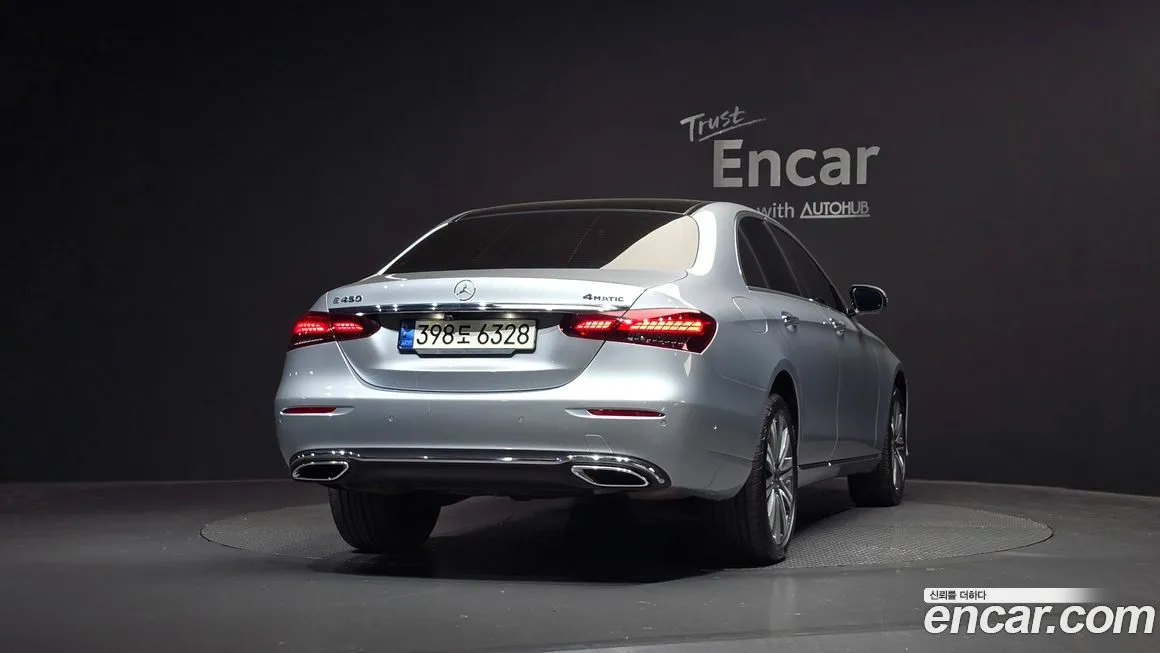 Mercedes-Benz E-Class — фото 2