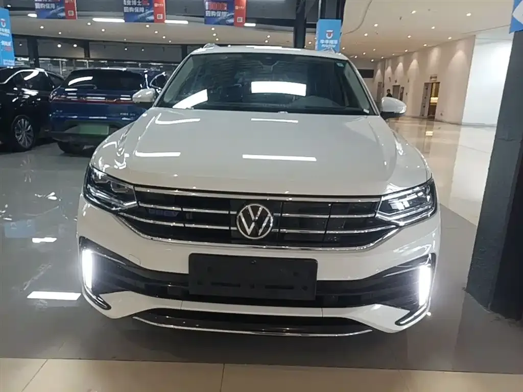 Volkswagen Tiguan L New Energy — фото 6