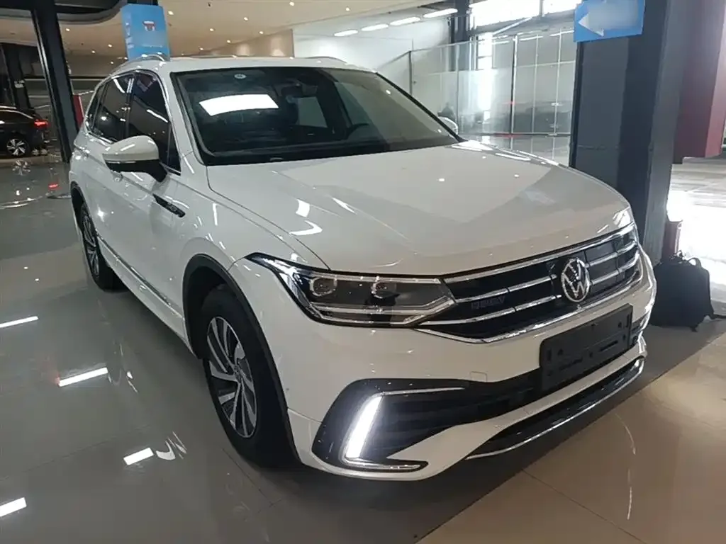 Volkswagen Tiguan L New Energy — фото 3