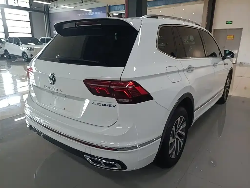 Volkswagen Tiguan L New Energy — фото 10