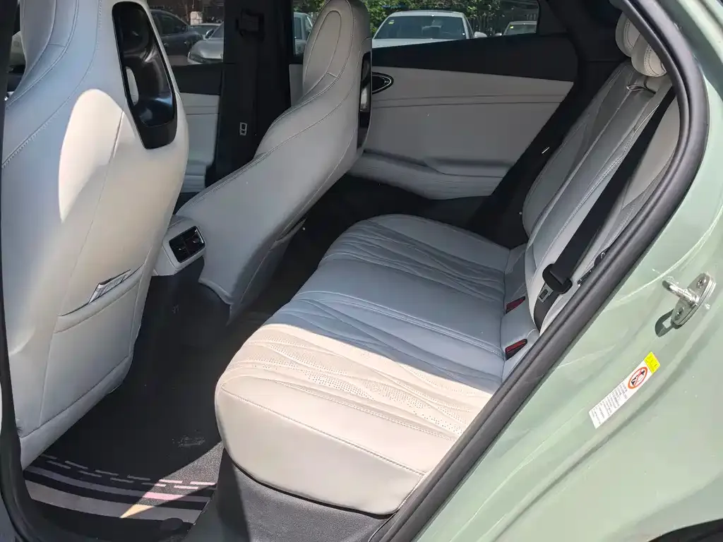 BYD Seal 06GT — фото 2