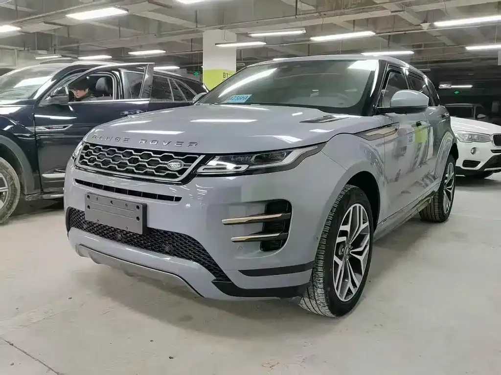 Land Rover Evoque — фото 1