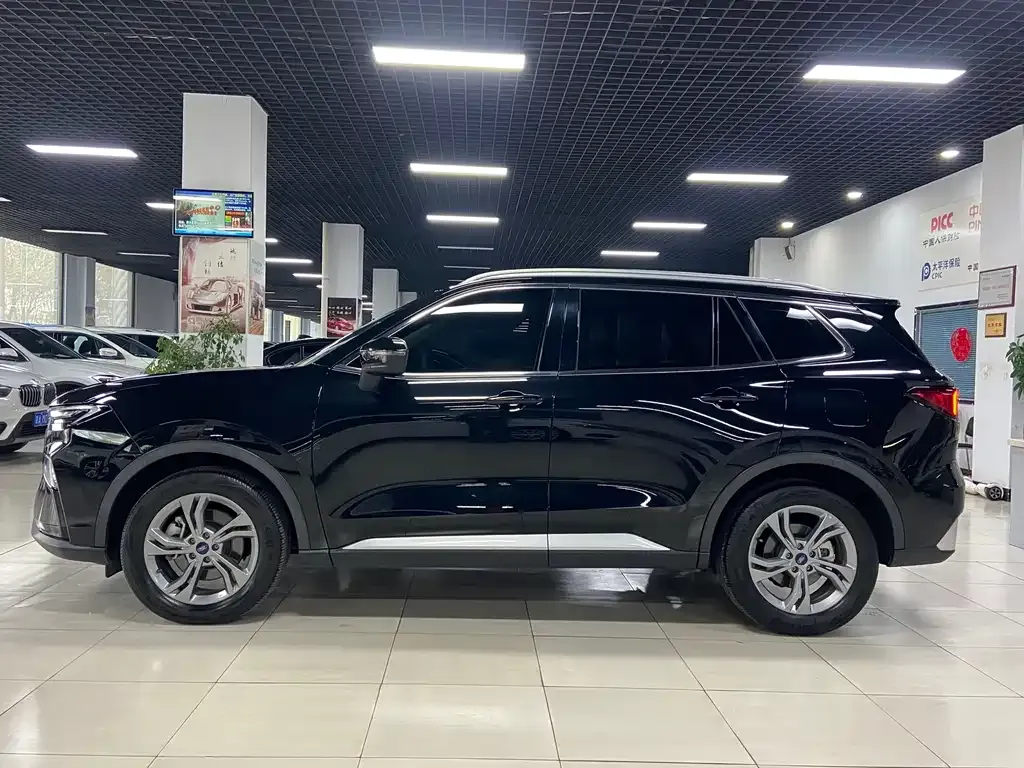 Ford Territory — фото 4
