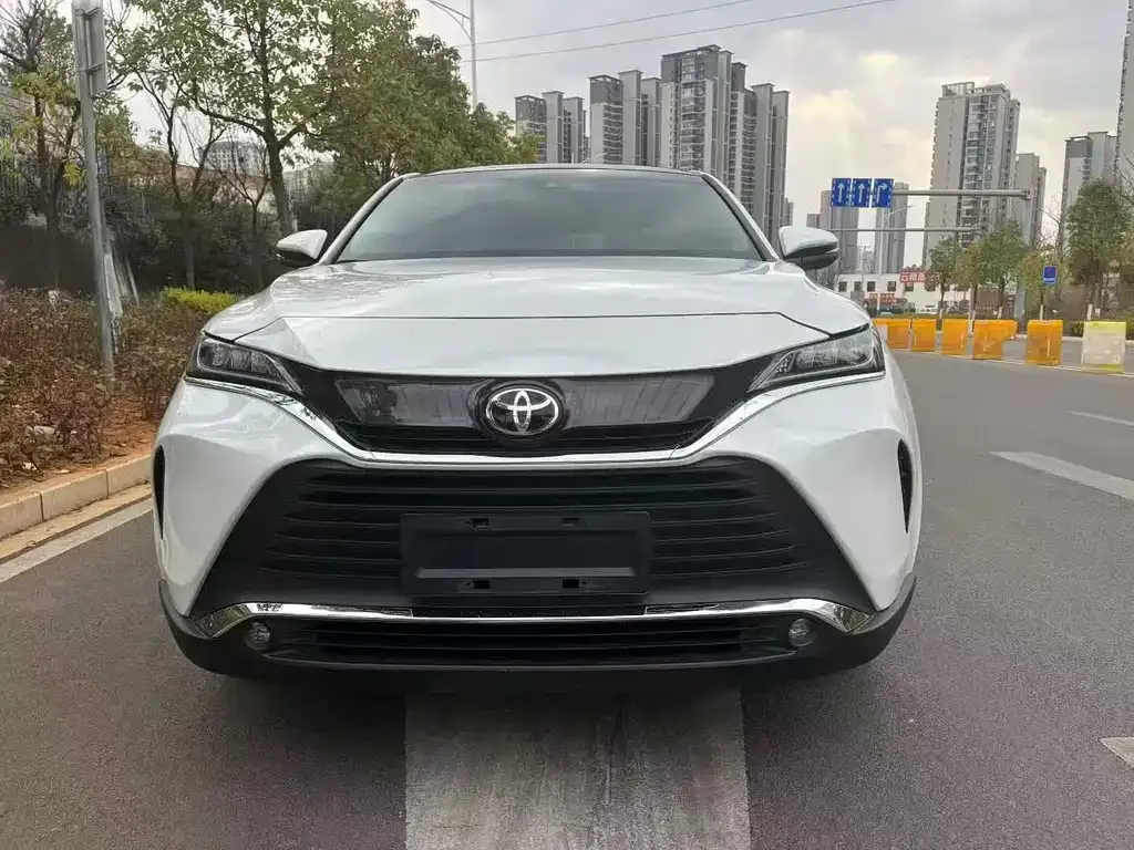 Toyota Harrier — фото 9
