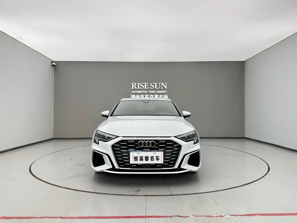 Audi A3 — фото 2