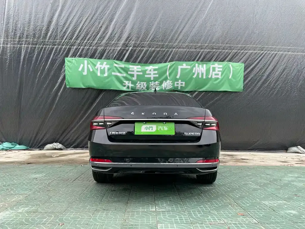 Skoda Superb — фото 3
