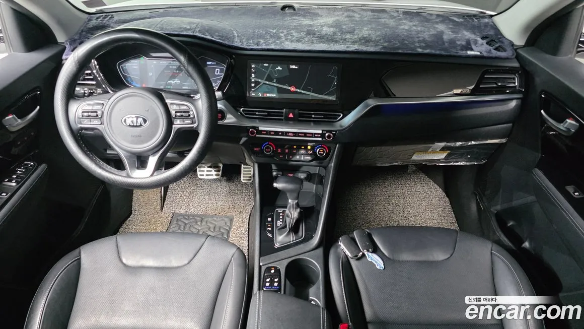 Kia Niro — фото 10