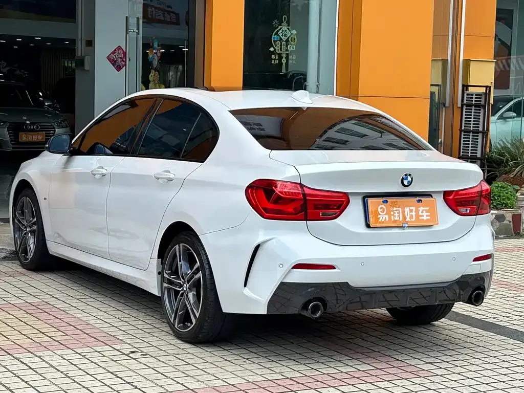 BMW 1 Series — фото 10