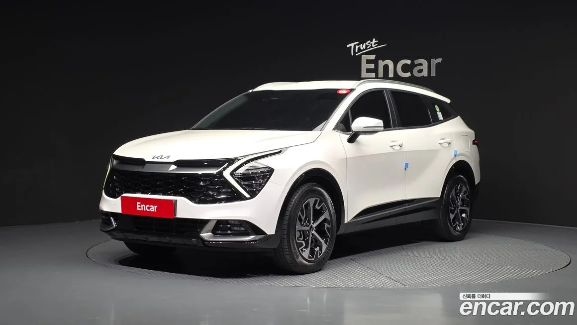 Kia Sportage — фото 1