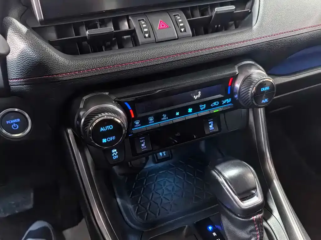 Toyota Wildlander New Energy — фото 8