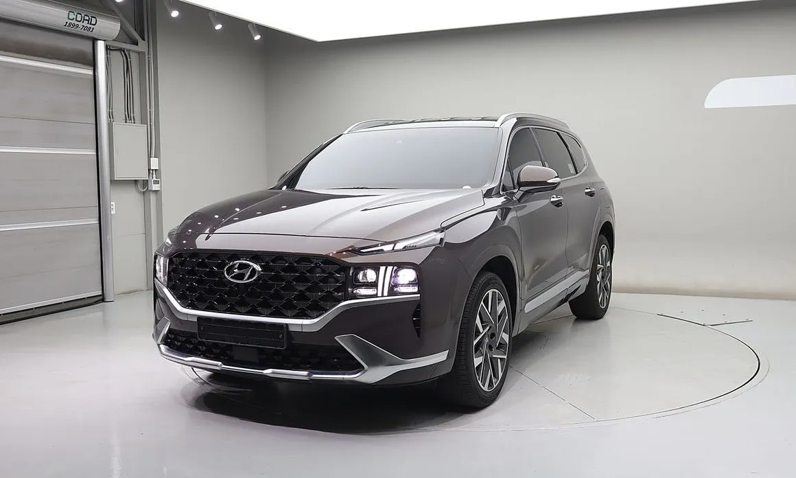Hyundai Santafe — фото 1