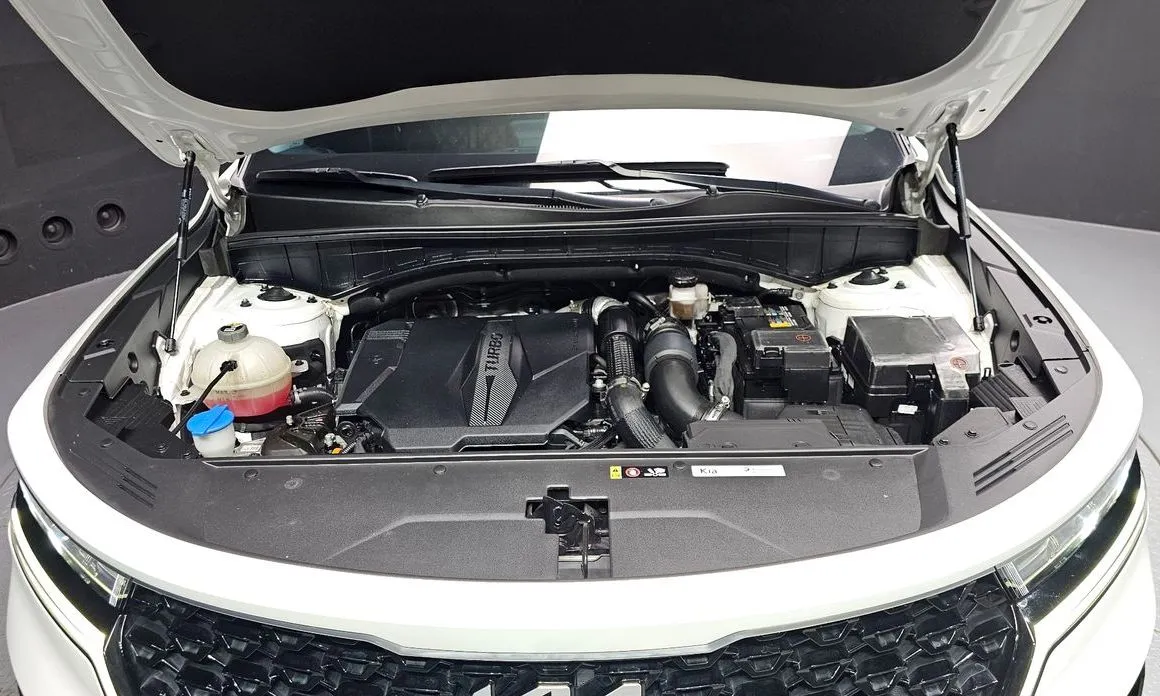 Kia Sorento — фото 6