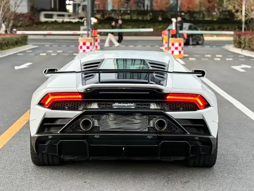 Lamborghini Huracan — фото 4